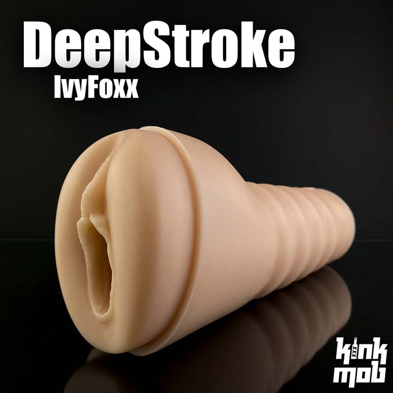 IvyFoxx DeepStroke - Ivy's Pussy