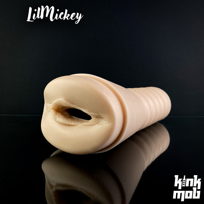 LilMickey DeepStroke - Mickey's Pussy